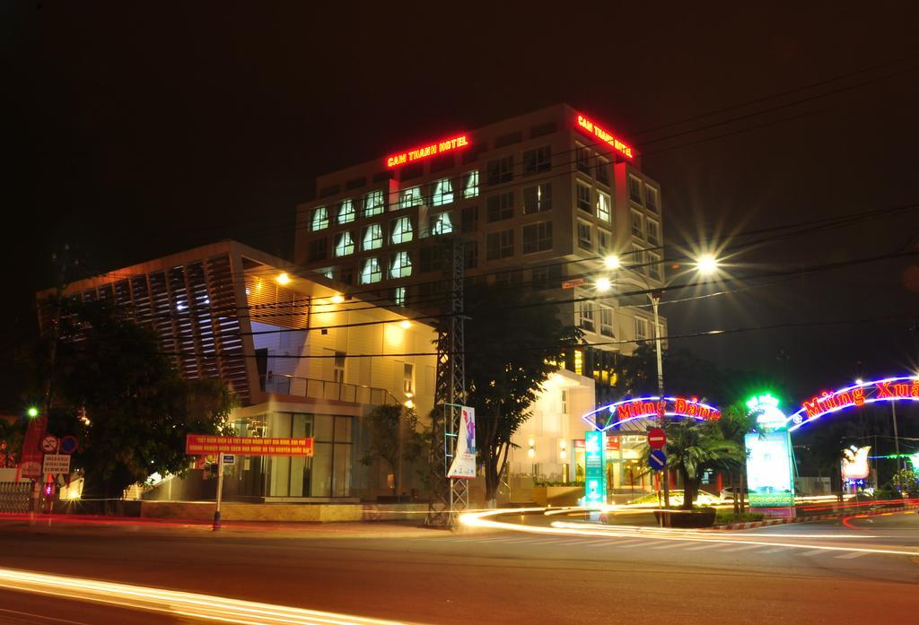 Cam Thanh Hotel Куанг Нгай Екстериор снимка